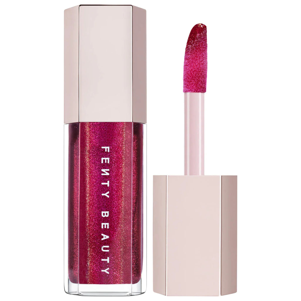 Gloss Fenty Beauty Gloss Bomb Universal Lip Luminizer en tono vino con aplicador